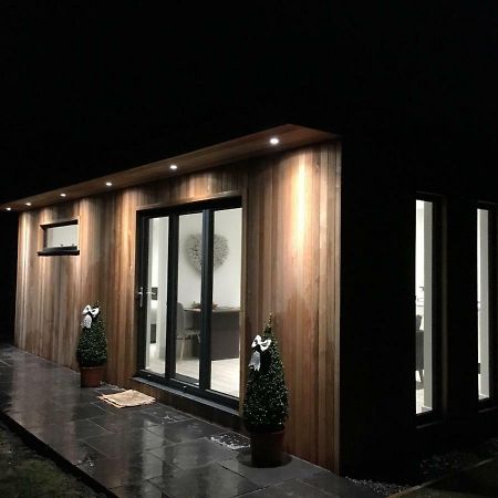 Parkknott Retreat Luxury Lodge With Private Hot Tub Askam in Furness Buitenkant foto